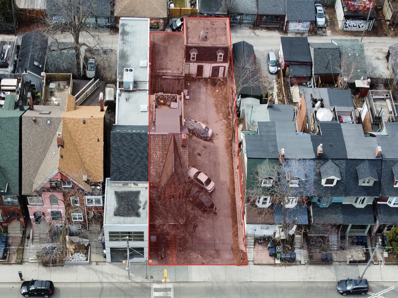 Primary Photo Of 530 Bathurst St, Toronto Land For Sale