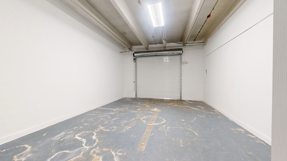 Primary Photo Of 7440-7458 NW 8th St, Miami Unknown For Lease