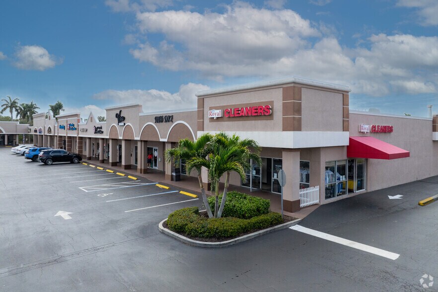 More Photos Of 12901 Mcgregor Blvd, Fort Myers Unknown For Lease