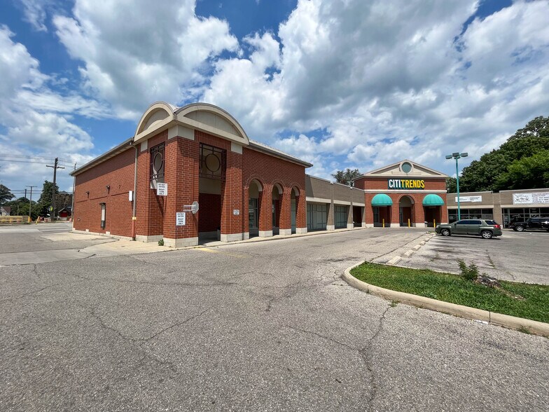 More Photos Of 10519-10573 Saint Clair Ave, Cleveland Storefront For Lease