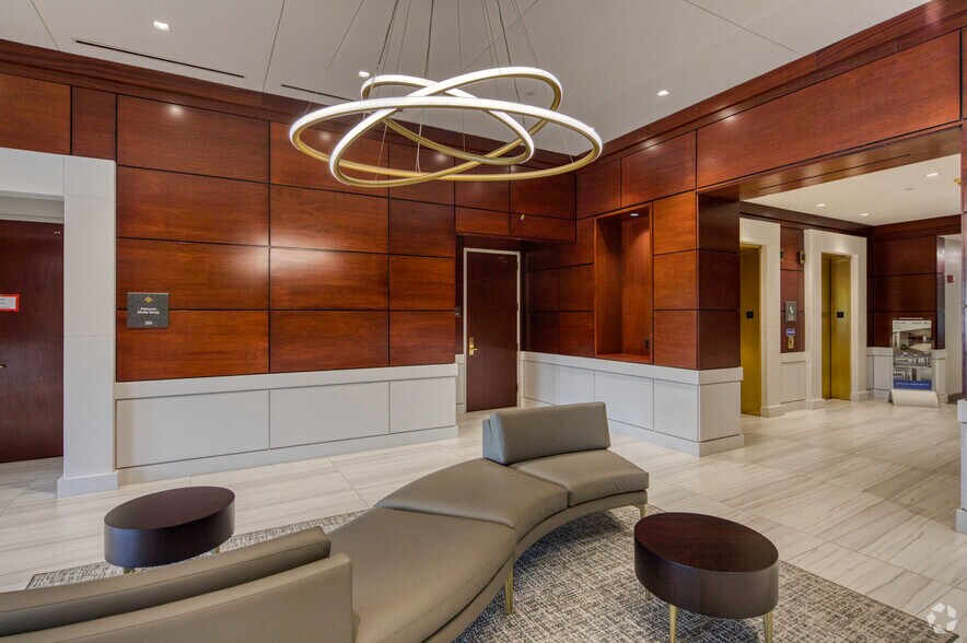 More Photos Of 450 Carillon Pky, Saint Petersburg Office For Lease