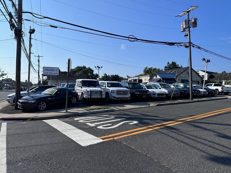 More Photos Of 51 W Sylvania Ave, Neptune City Auto Dealership For Lease