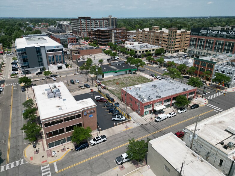 More Photos Of 215 S Center St, Royal Oak Office For Lease