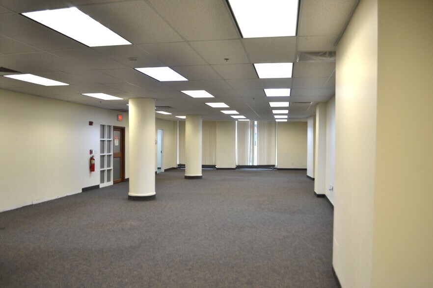 More Photos Of 210 South St, Boston Apartments For Sale