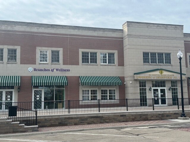 More Photos Of 70 S Park Pl, Painesville Office For Lease