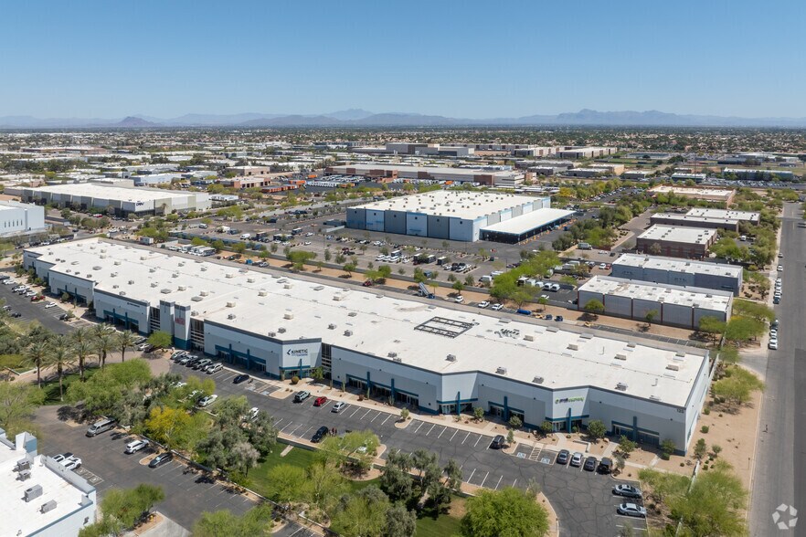 More Photos Of 120 E Corporate Pl, Chandler Warehouse For Lease