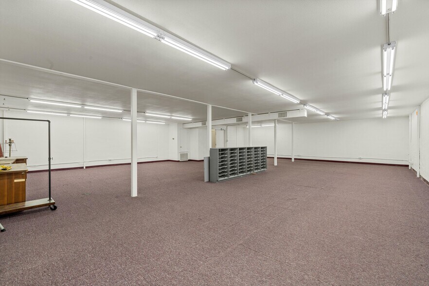 More Photos Of 107 W Main St, Cameron Storefront Retail Office For Sale