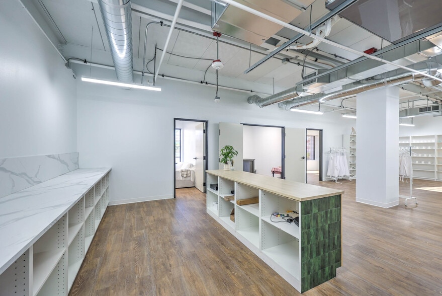 More Photos Of 730 Las Vegas Blvd S, Las Vegas General Retail For Lease