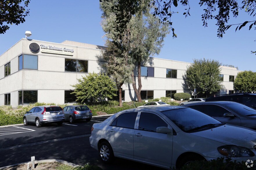 More Photos Of 9451 Corbin Ave, Northridge Office For Sale