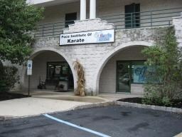 More Photos Of 2 Vernon Xing, Sussex Freestanding For Lease