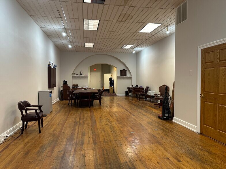 More Photos Of 8 E Front St, Monroe Storefront Retail Residential For Sale