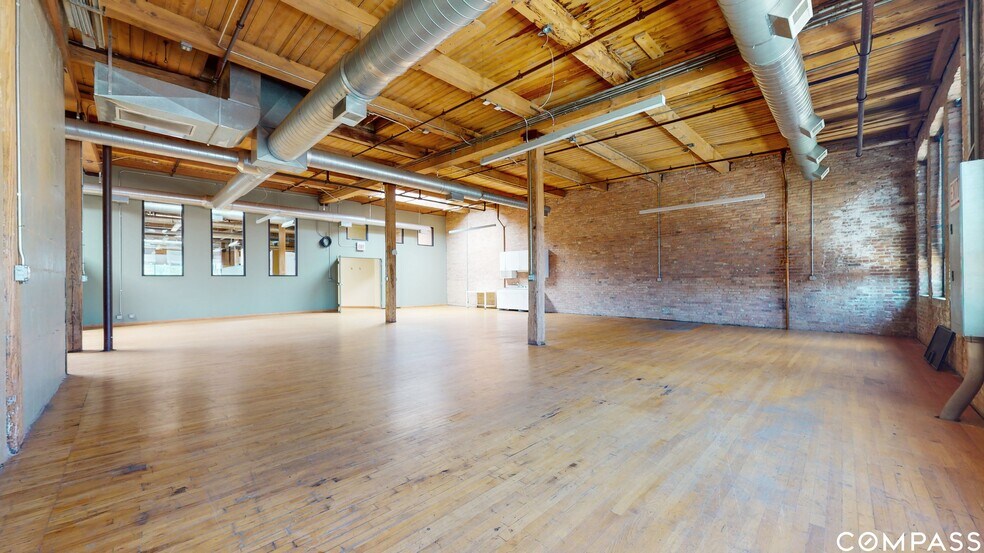 More Photos Of 2241 S Wabash Ave, Chicago Loft Creative Space For Sale