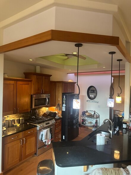 More Photos Of 1749 22nd St, Hood River Specialty For Sale