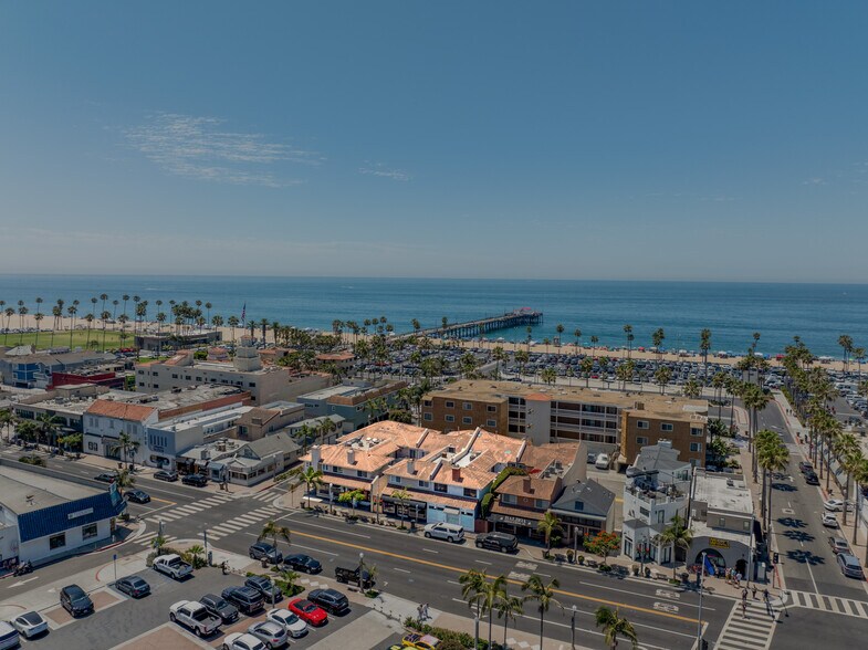 More Photos Of 611-615 E Balboa Blvd, Newport Beach Storefront Retail Residential For Sale