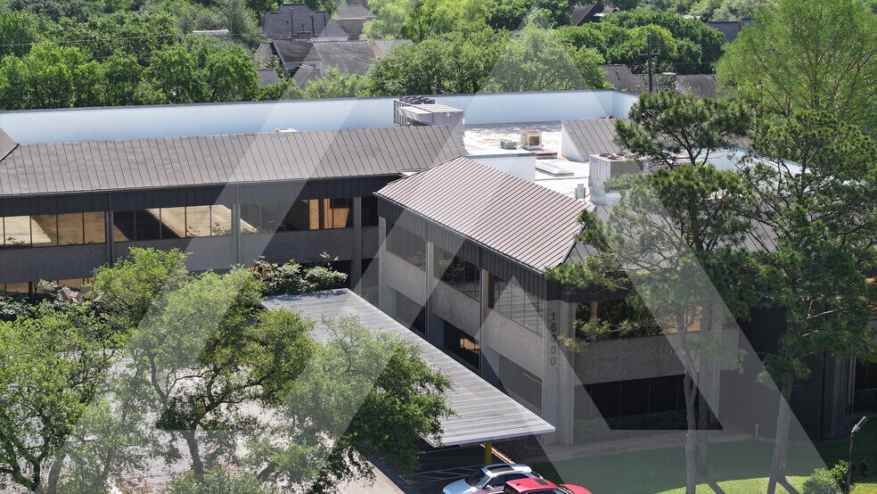More Photos Of 16000 Barkers Point Ln, Houston Office For Lease