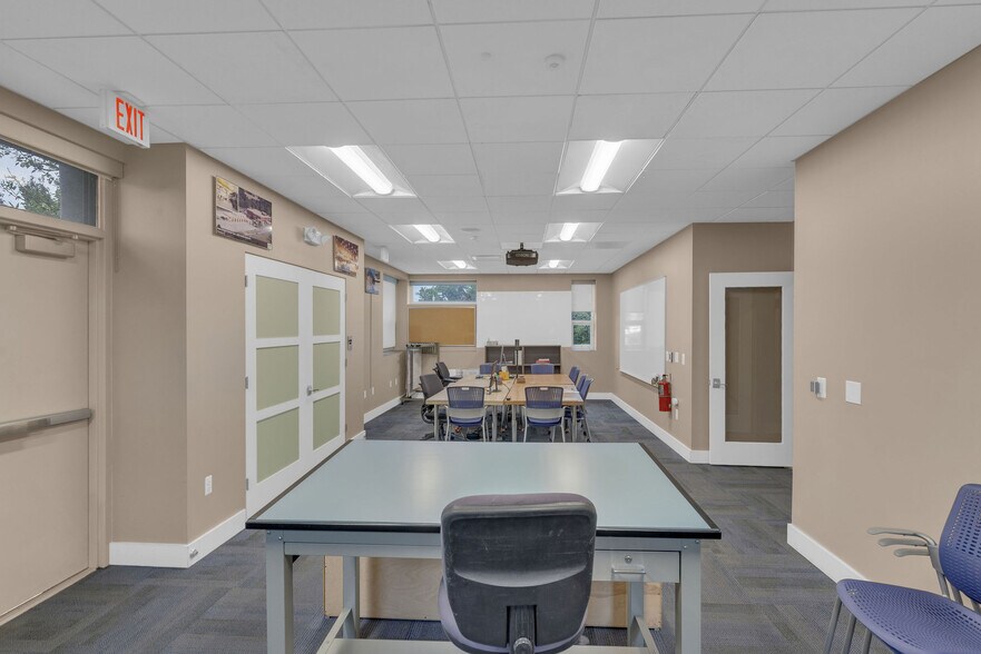 More Photos Of 100 Gaither Dr, Mount Laurel Medical For Lease