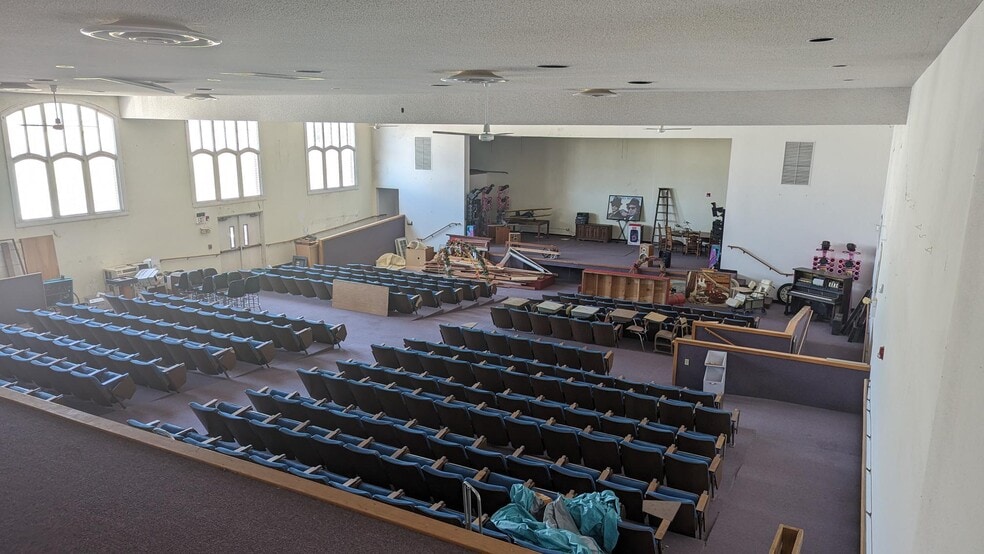 More Photos Of 600-651 E Coe Ave, Stanfield Trailer Camper Park For Sale