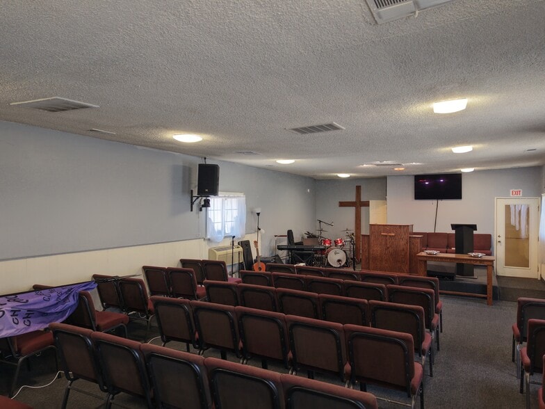 More Photos Of 1327 E Mauretania St, Wilmington Religious Facility For Sale