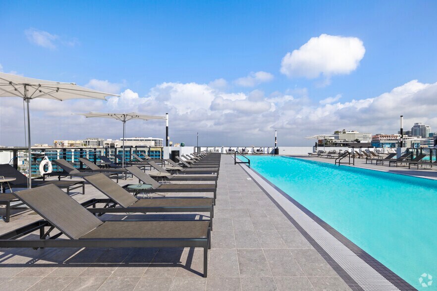 More Photos Of 176 NW 25th St, Miami Apartments For Lease