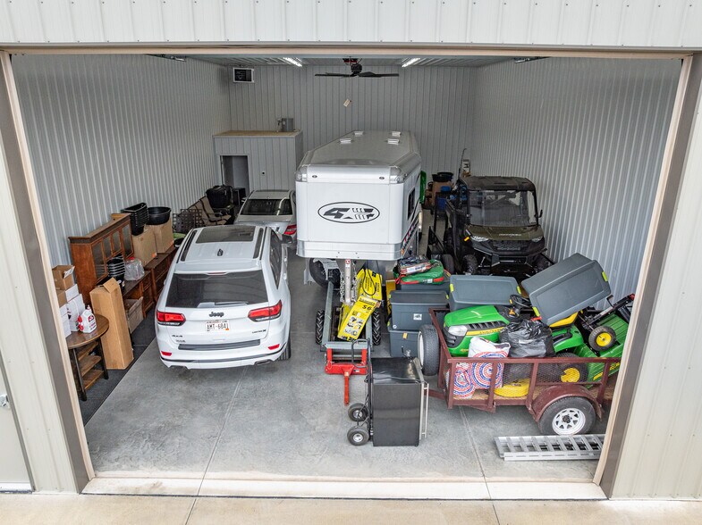 More Photos Of 4155 Overland Rd, Hobart Warehouse For Sale