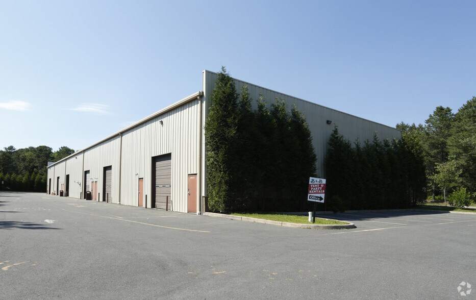 More Photos Of 56 Progress Pl, Jackson Service For Sale