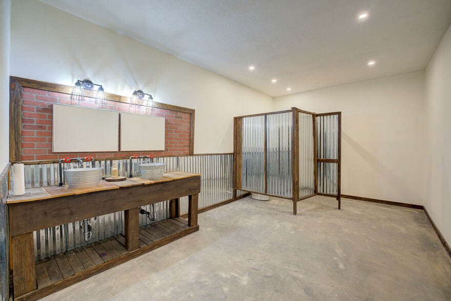More Photos Of 19323 Belleau Wood Dr, Humble Flex For Sale