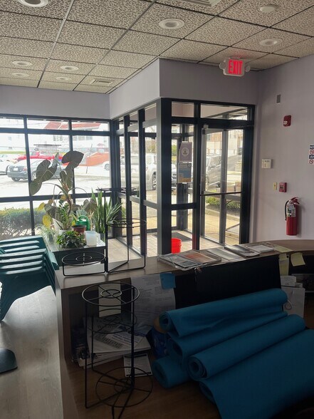 More Photos Of 310 Reservoir Ave, Providence Office For Sale