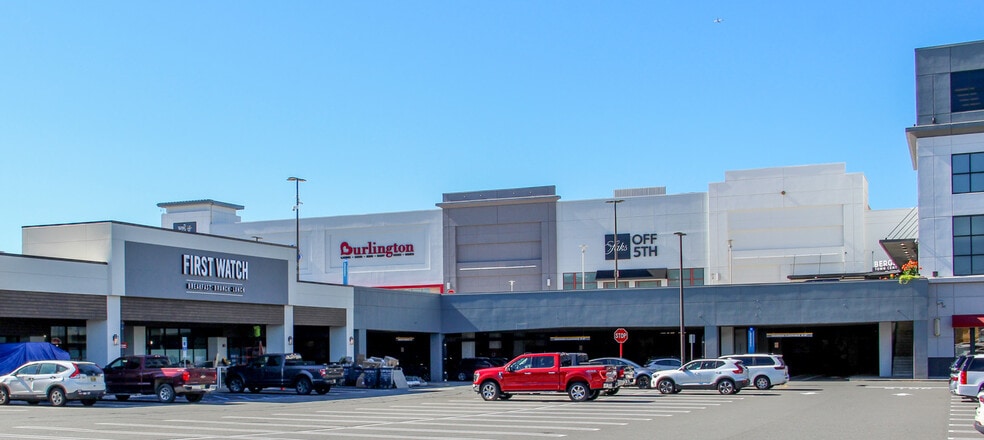 More Photos Of 1 Bergen Town Ctr, Paramus General Retail For Lease