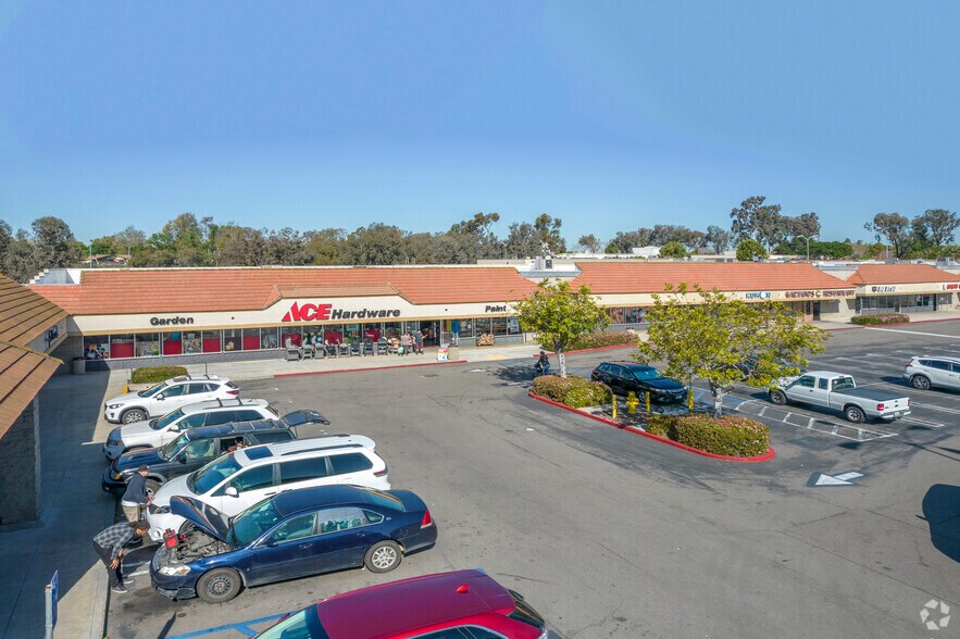 More Photos Of 10601-10633 Tierrasanta Blvd, San Diego Unknown For Lease