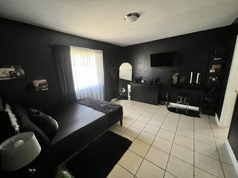 More Photos Of 10791 Palma Vista Ave, Garden Grove Apartments For Sale