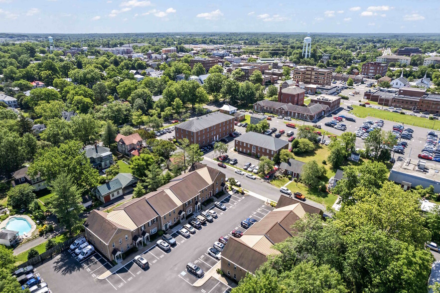 More Photos Of 9236-9248 Mosby St, Manassas Office For Lease