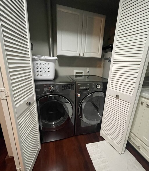 More Photos Of 171 S Broadway, Coos Bay General Retail For Sale