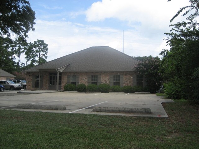 More Photos Of 6555 Perkins Rd, Baton Rouge Office For Lease