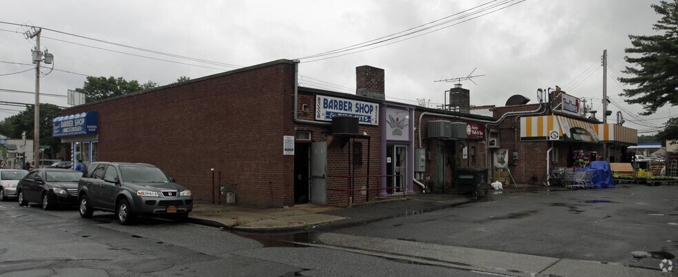 More Photos Of 361-385 Merrick Ave, Merrick Storefront For Lease