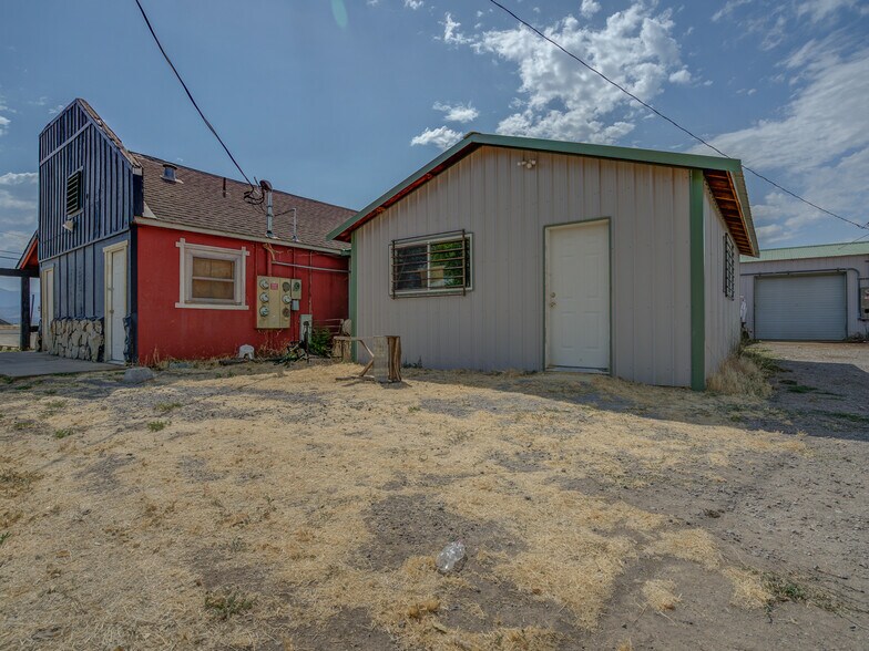 More Photos Of 180 E Webb St, Montague Warehouse For Sale