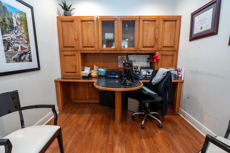 More Photos Of 1704-1726 N University Dr, Coral Springs Medical For Lease