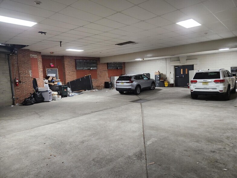 More Photos Of 3218 John F Kennedy Blvd, Jersey City Office For Lease