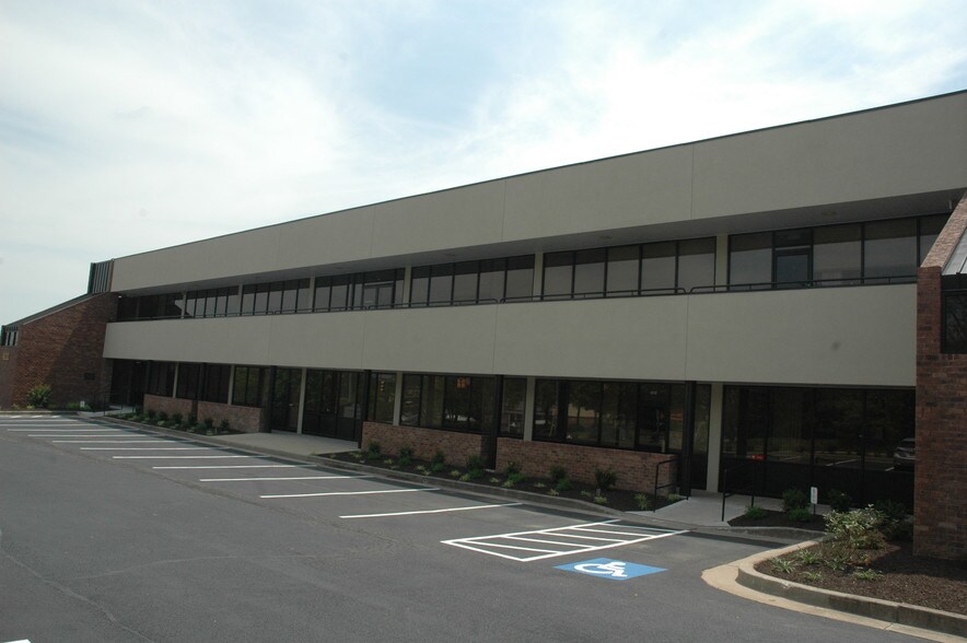 More Photos Of 4109-4111 E Joppa Rd, Nottingham Office For Lease