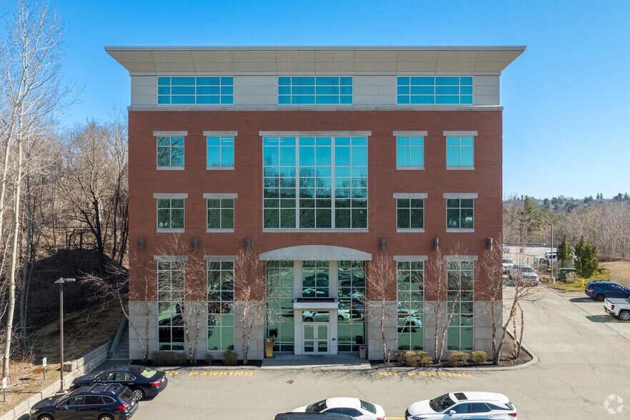 More Photos Of 102 Shore Dr, Worcester Medical For Lease