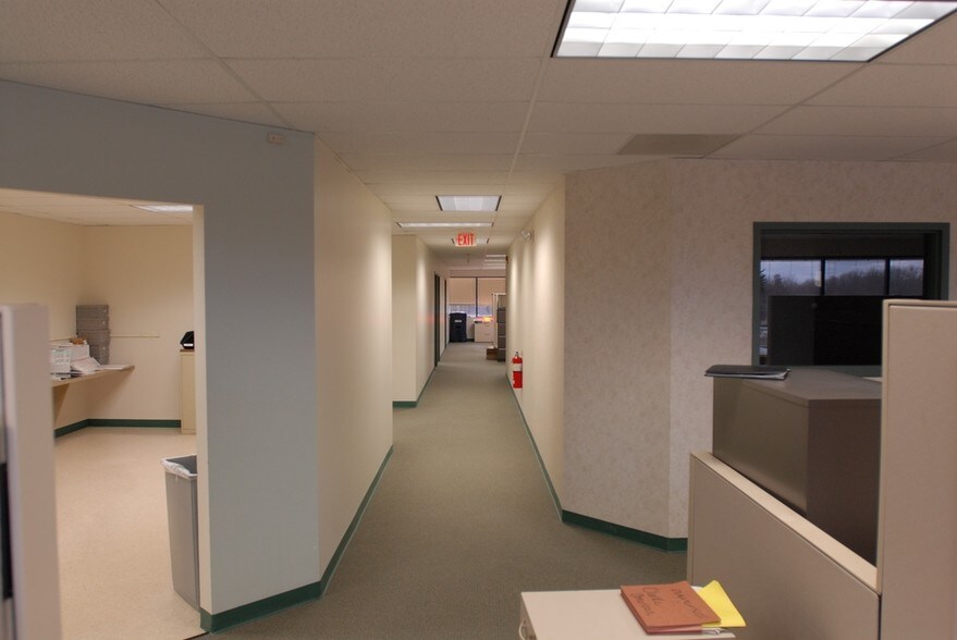 More Photos Of 1021 Watervliet Shaker Rd, Schenectady Office For Lease