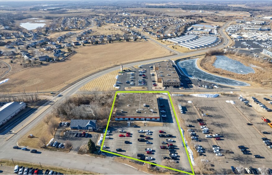 More Photos Of 133 Sandberg Rd, Monticello Storefront For Sale