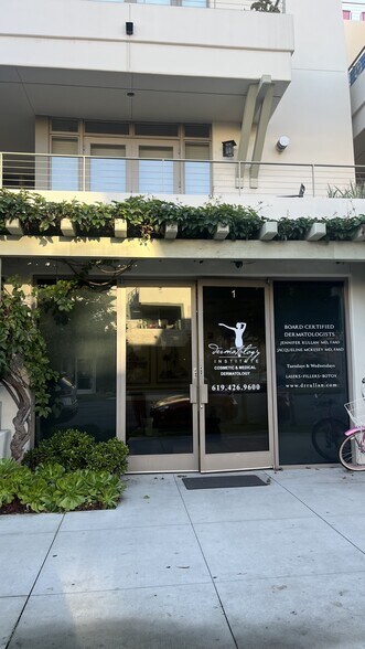 Primary Photo Of 1222 1st St, Coronado Assisted Living For Lease