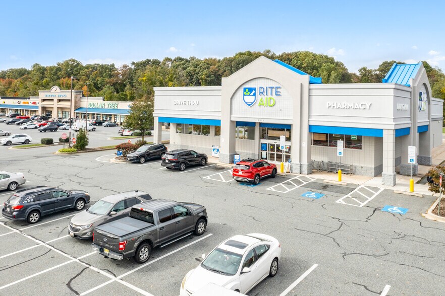 More Photos Of 1003 Pulaski Hwy, Havre De Grace Drugstore For Lease
