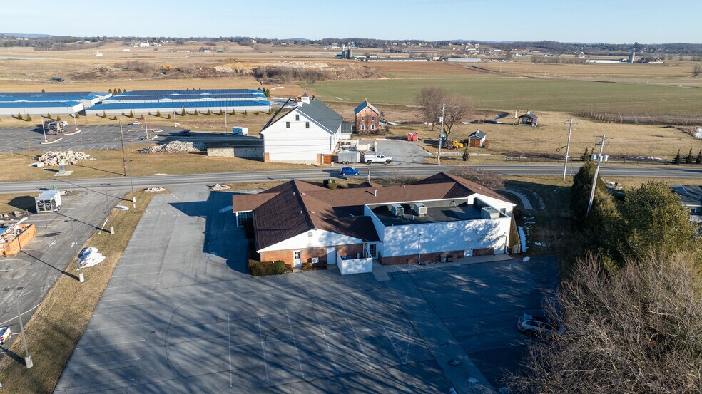 More Photos Of 640 E Oregon Rd, Lititz Office For Sale