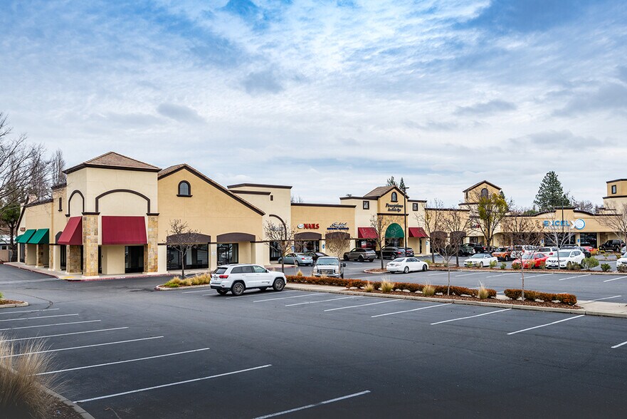 More Photos Of 8505-8525 Madison Ave, Fair Oaks Unknown For Lease