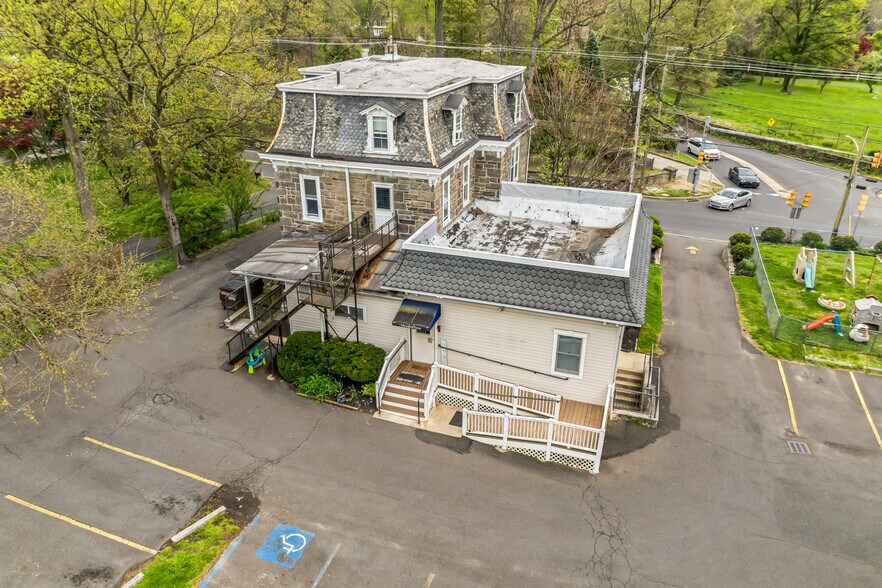 More Photos Of 616 Meetinghouse Rd, Jenkintown Schools For Sale