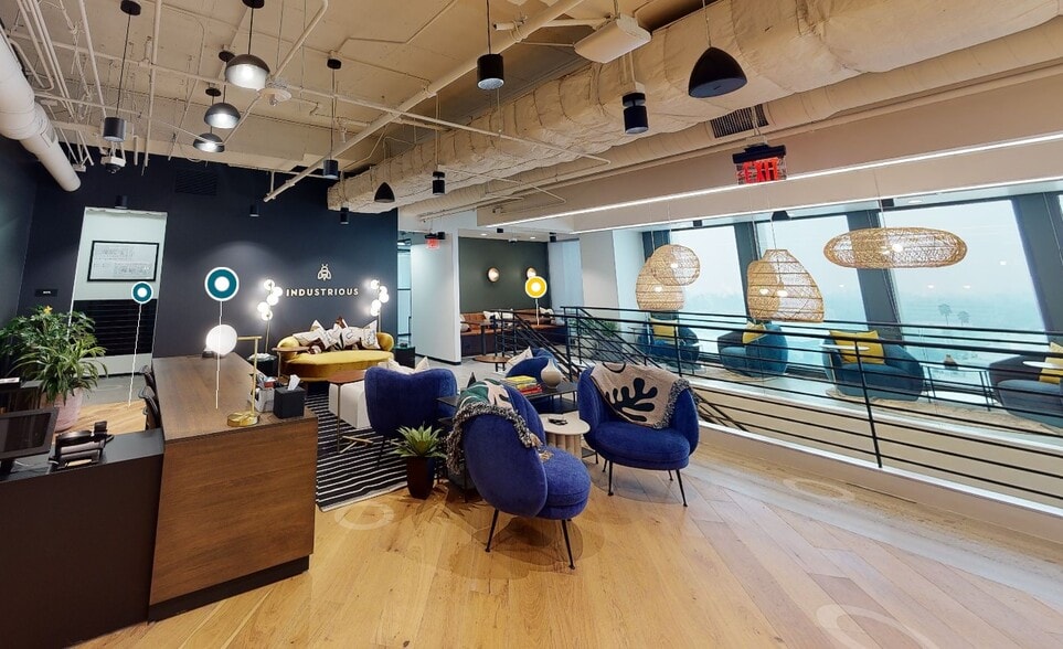 Primary Photo Of 251 S Lake Ave, Pasadena Coworking Space