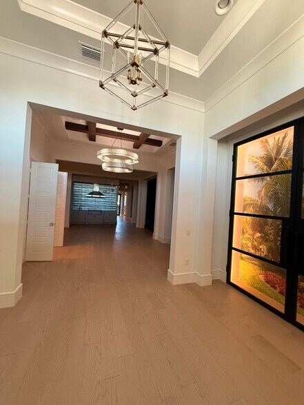 More Photos Of 1561 Lakefront Dr, Lakewood Ranch Unknown For Lease