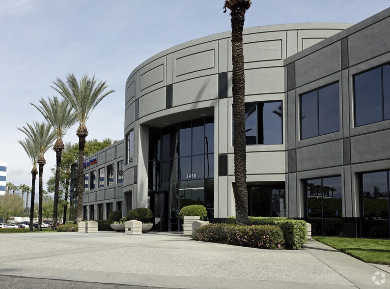 More Photos Of 3281 E Guasti Rd, Ontario Unknown For Lease