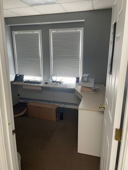More Photos Of 4466 Darrow Rd, Stow Office For Sale